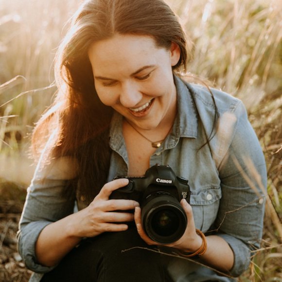 Meet your Posher! 🙋🏻 - Picture 2 of 10